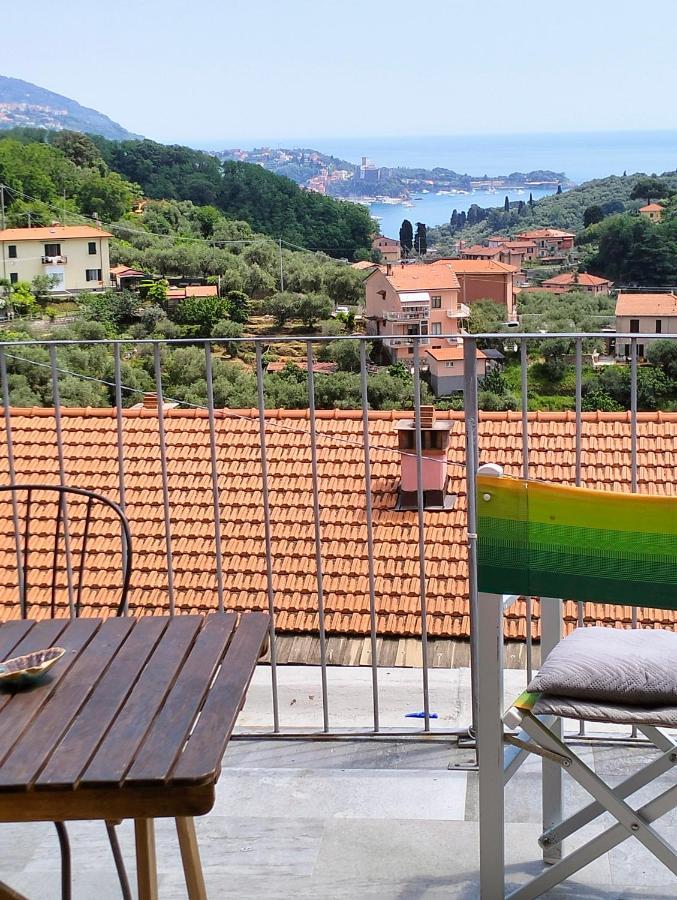 Da Rita Apartment San Terenzo Exterior photo